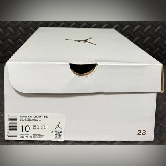 Nike Air Jordan 1 Mid Sail Light‎ Dew Muslin Sneakers Womens Size 10 - Picture 6 of 6